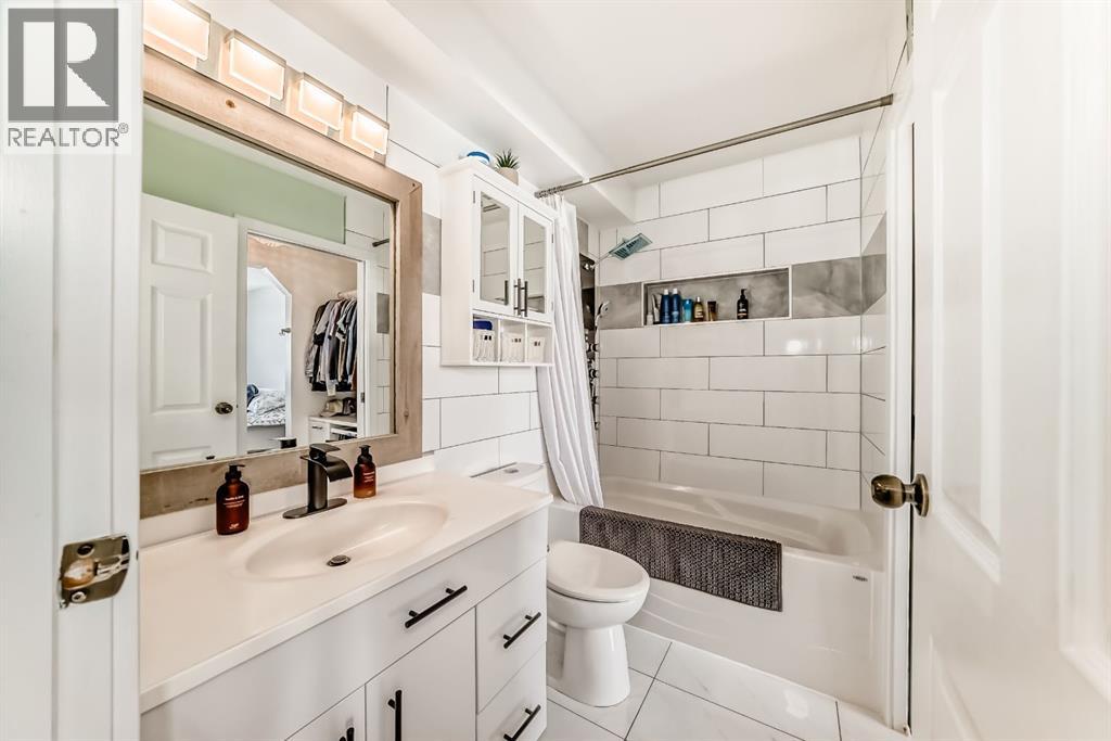 45 Hidden Hills Way Nw, Calgary, Alberta  T3r 5t1 - Photo 16 - A2300170