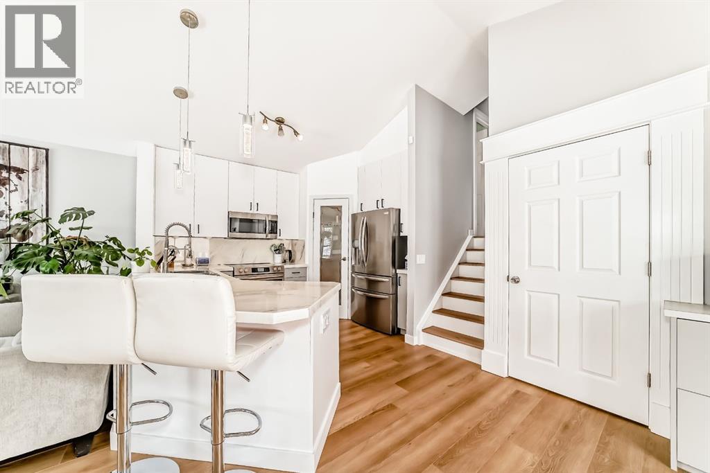 45 Hidden Hills Way Nw, Calgary, Alberta  T3r 5t1 - Photo 6 - A2300170