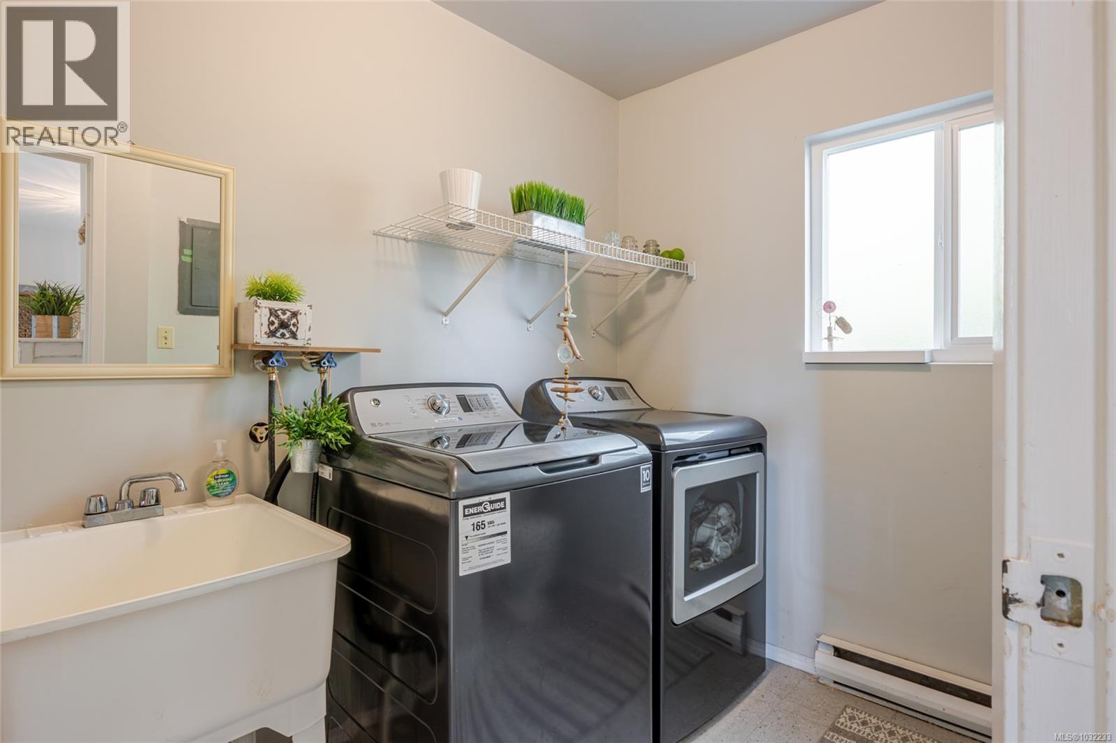 5237 Gertrude St, Port Alberni, British Columbia  V9Y 6L1 - Photo 13 - 1032233