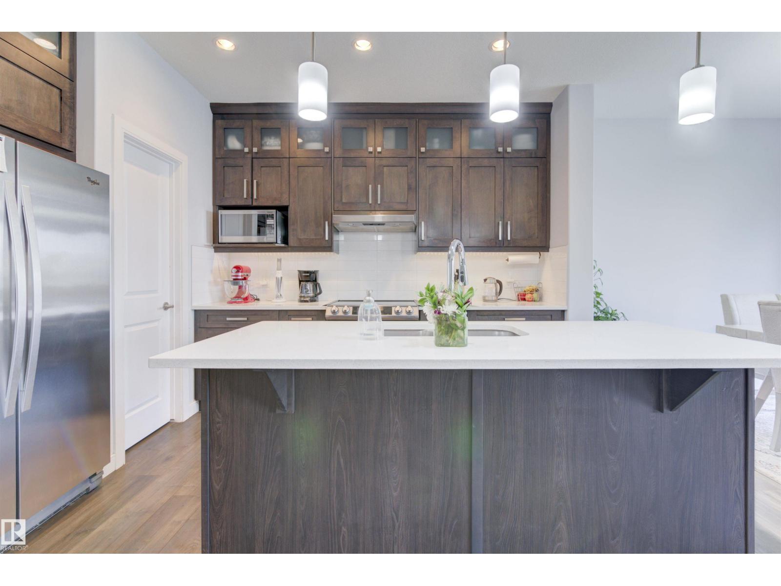 8452 Cushing Ct Sw, Edmonton, Alberta  T6W 3L3 - Photo 11 - E4483101