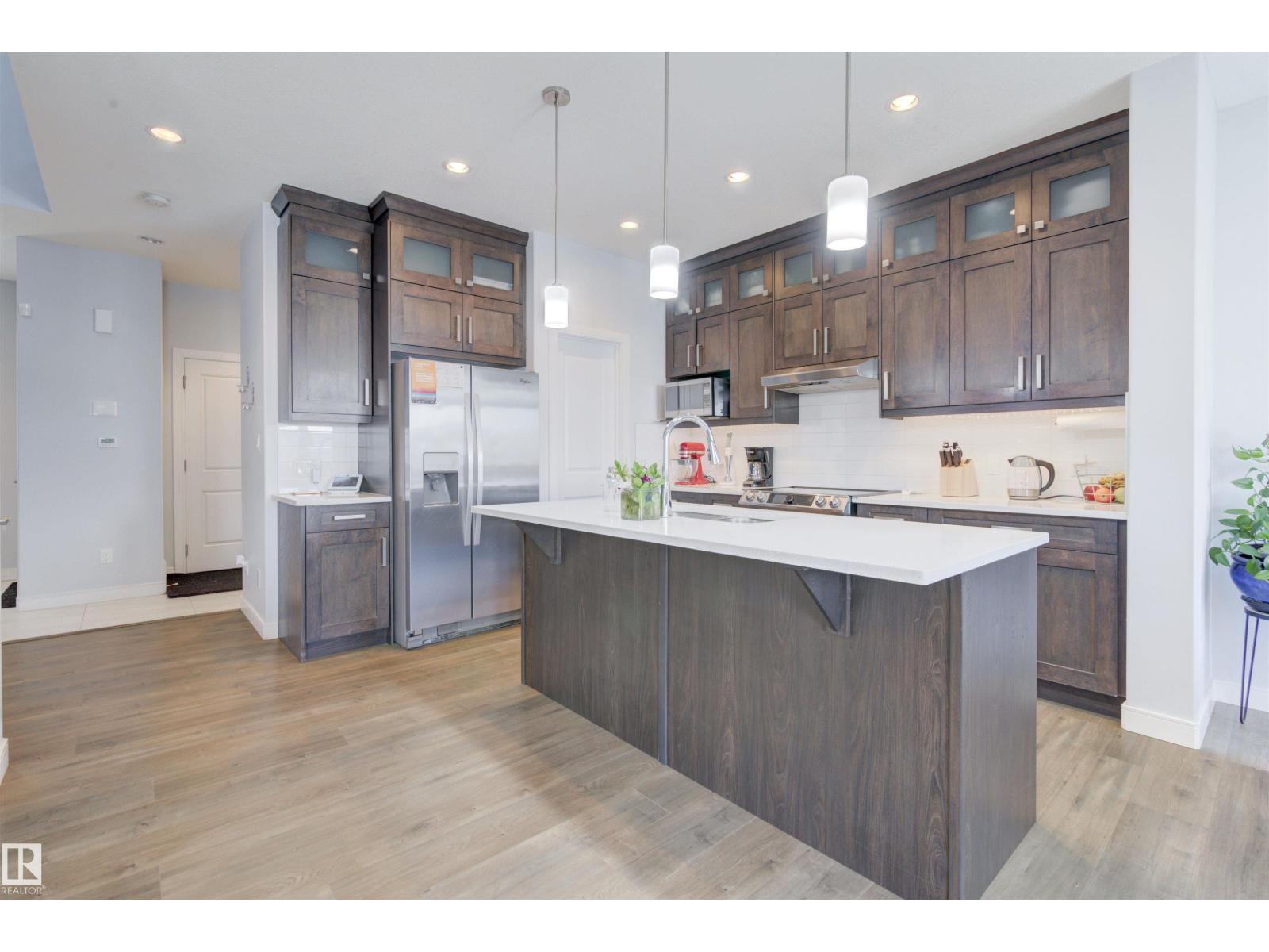 8452 Cushing Ct Sw, Edmonton, Alberta  T6W 3L3 - Photo 12 - E4483101