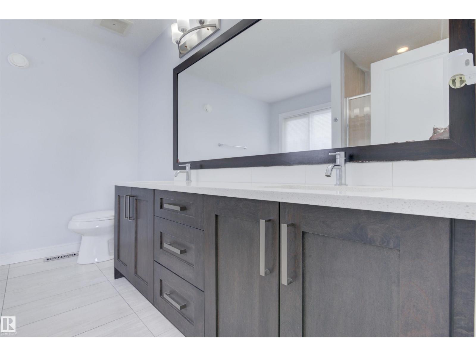 8452 Cushing Ct Sw, Edmonton, Alberta  T6W 3L3 - Photo 31 - E4483101