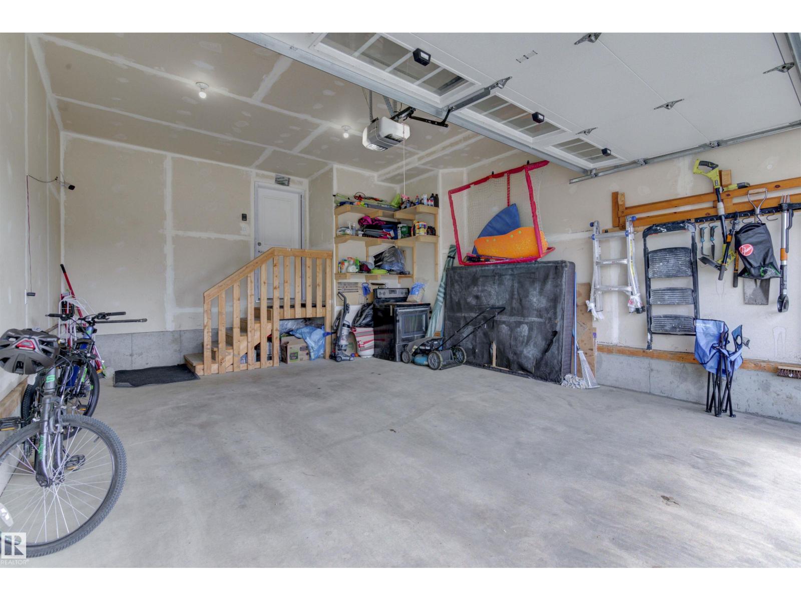 8452 Cushing Ct Sw, Edmonton, Alberta  T6W 3L3 - Photo 48 - E4483101