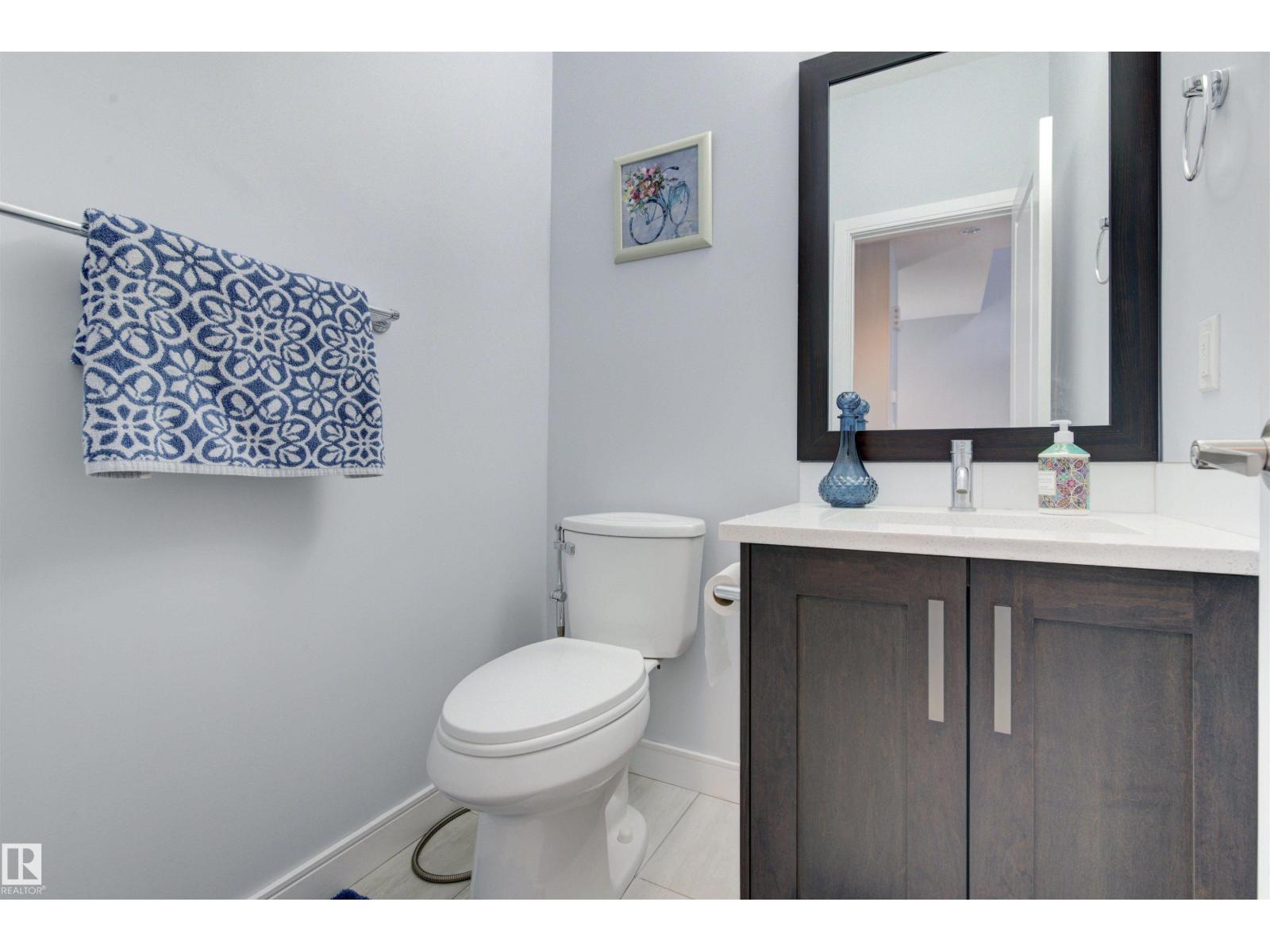 8452 Cushing Ct Sw, Edmonton, Alberta  T6W 3L3 - Photo 8 - E4483101