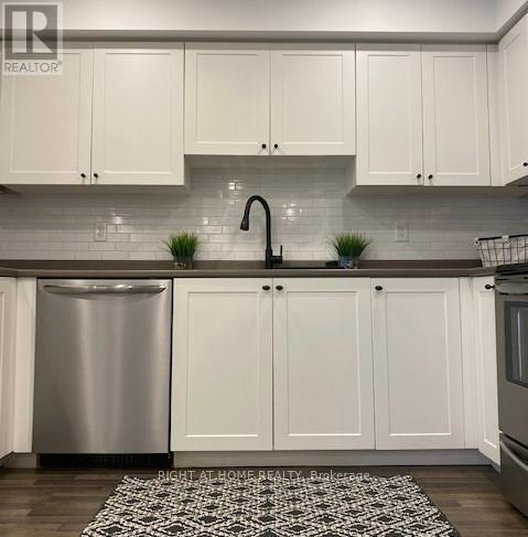 1 - 43 Hays Boulevard, Oakville, Ontario  L6H 0J1 - Photo 6 - W12887482