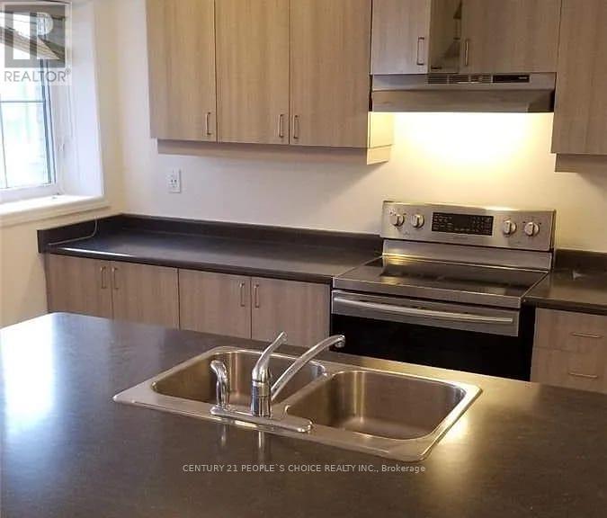 281 Murlock Heights, Milton, Ontario  L9E 1C2 - Photo 12 - W13017012