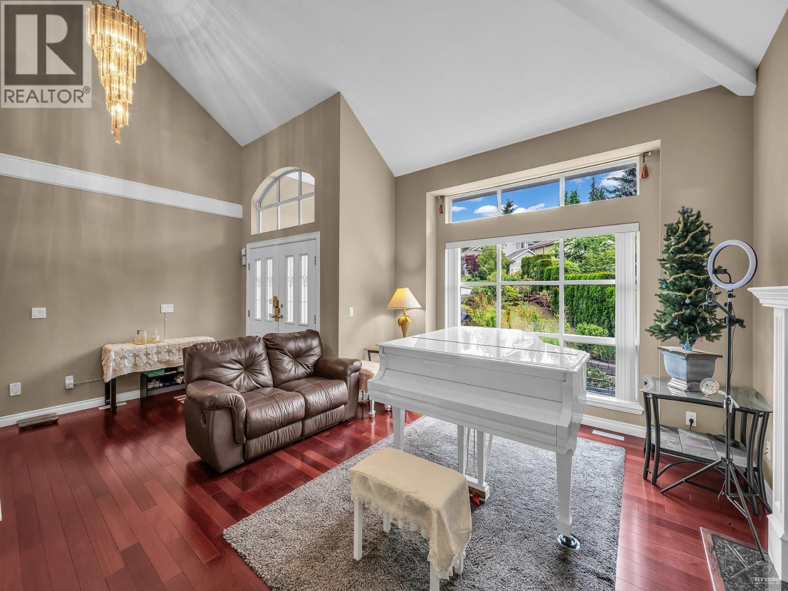 2620 Limestone Place, Coquitlam, British Columbia  V3E 2V1 - Photo 9 - R3110510