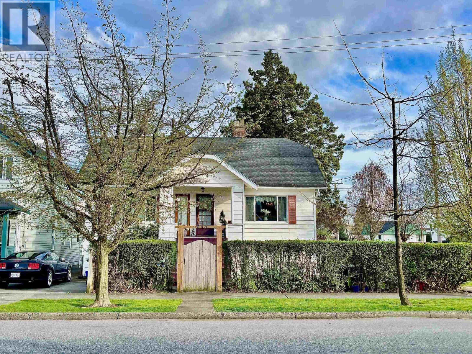 1320 Tenth Avenue, New Westminster, British Columbia  V3M 3H9 - Photo 10 - R3110813