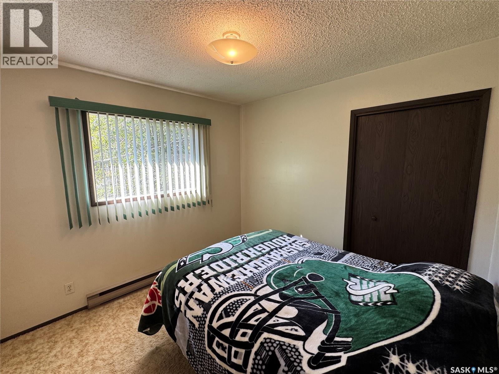 202 4th Avenue, Landis, Saskatchewan  S0K 2K0 - Photo 15 - SK033309