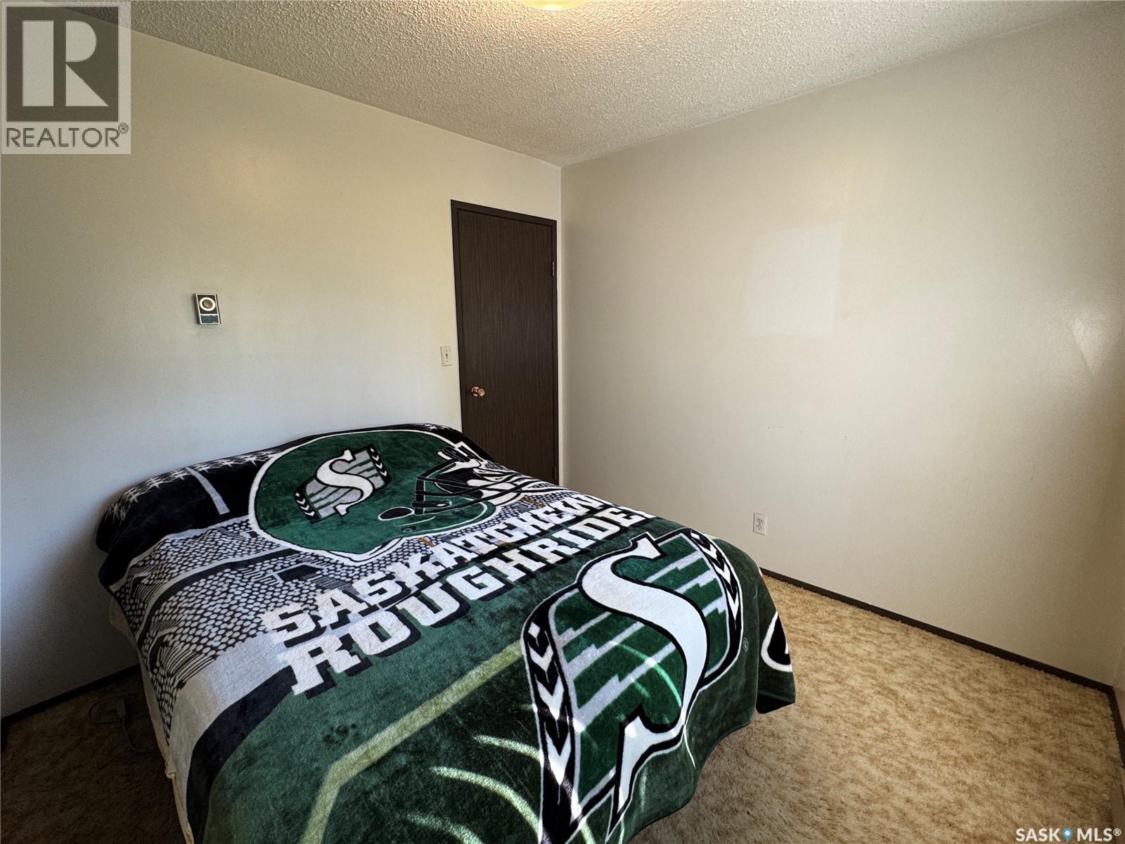 202 4th Avenue, Landis, Saskatchewan  S0K 2K0 - Photo 16 - SK033309