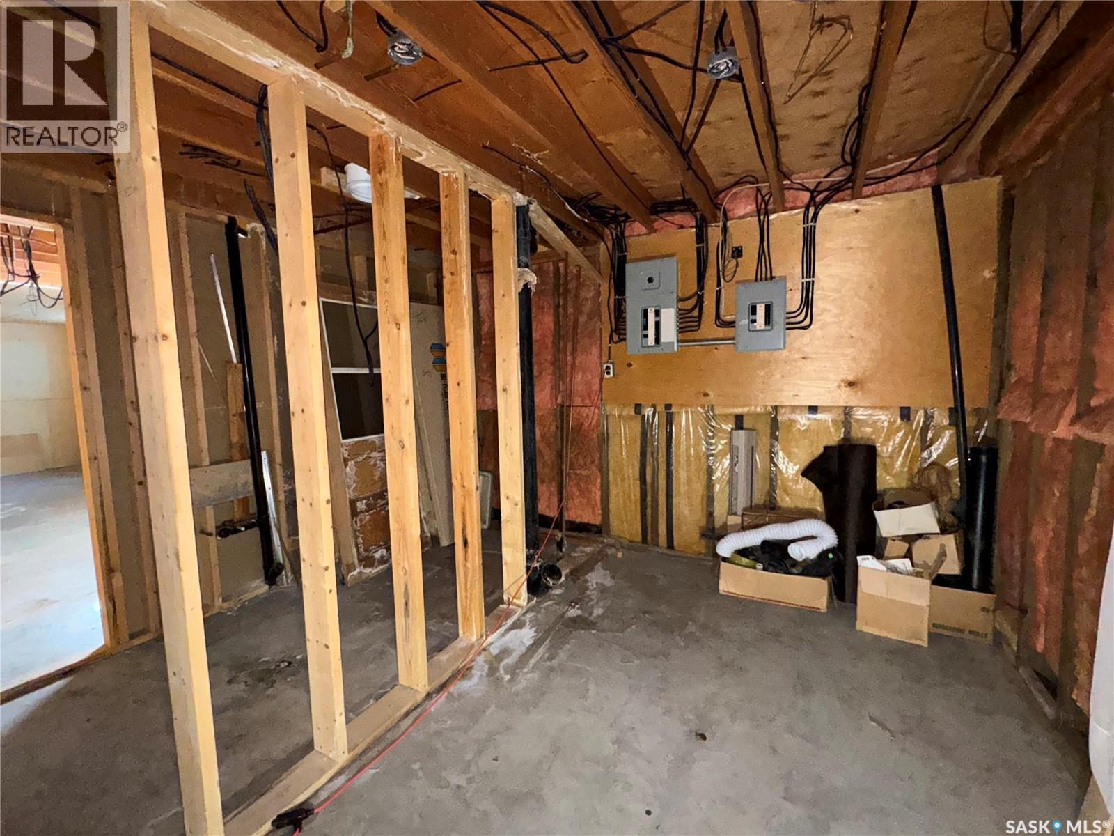 202 4th Avenue, Landis, Saskatchewan  S0K 2K0 - Photo 27 - SK033309