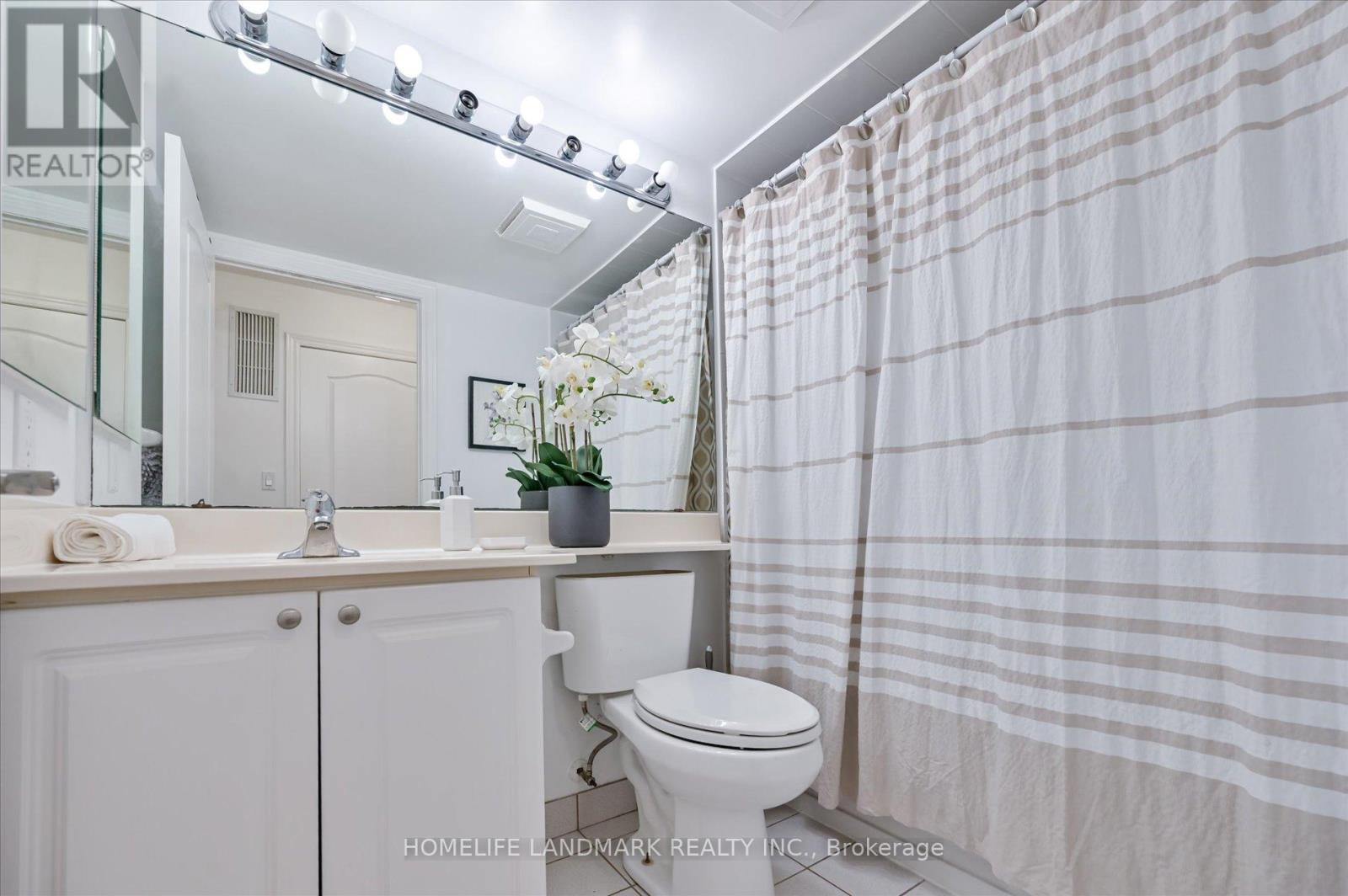 206 - 18 Sommerset Way, Toronto, Ontario  M2N 6X5 - Photo 18 - C12898178