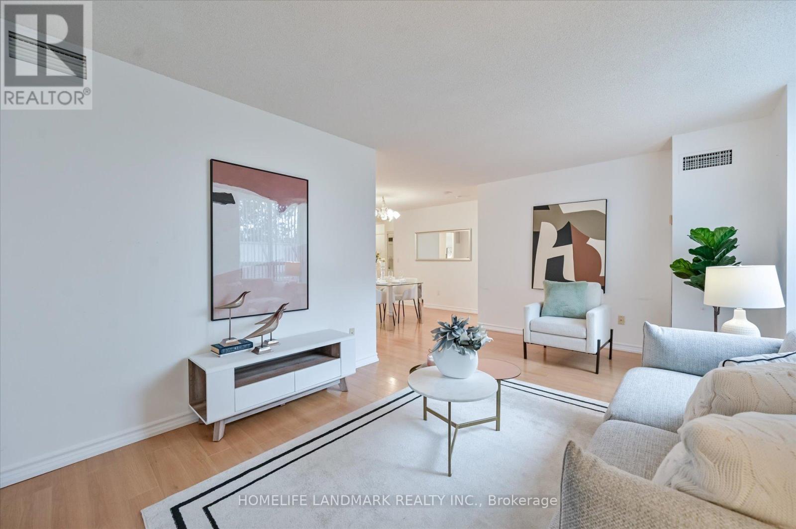 206 - 18 Sommerset Way, Toronto, Ontario  M2N 6X5 - Photo 8 - C12898178