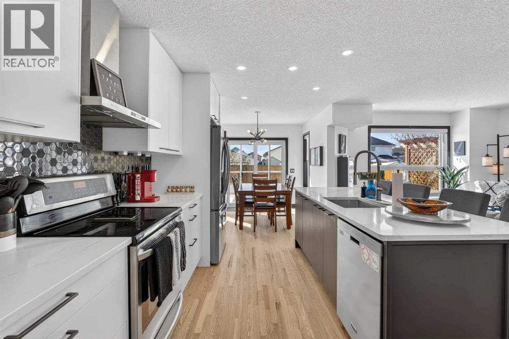 14 Covewood Place Ne, Calgary, Alberta  T3K 4V8 - Photo 10 - A2303252