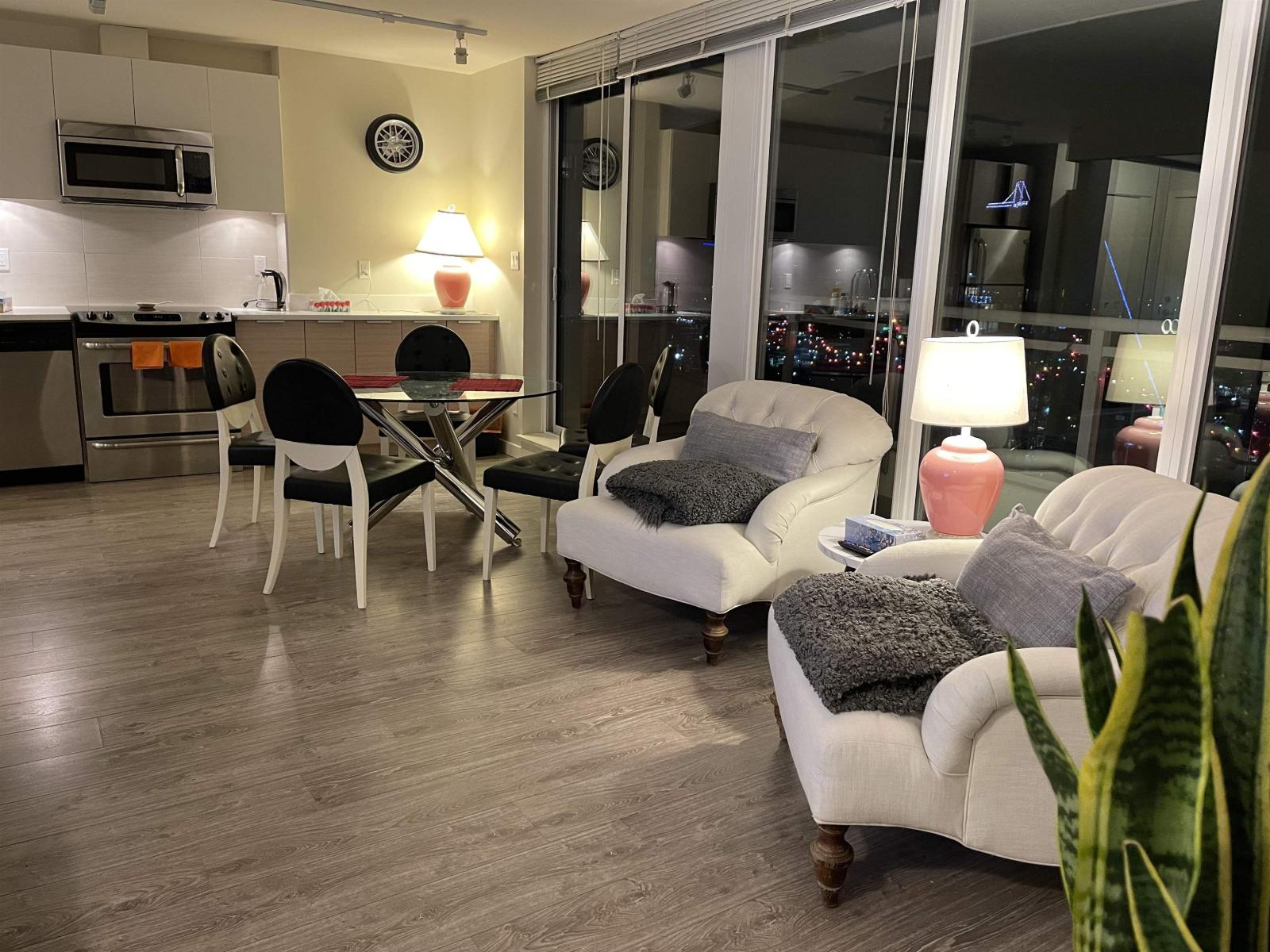 2205 13303 Central Avenue, Surrey, British Columbia  V3T 0K6 - Photo 12 - R3073855