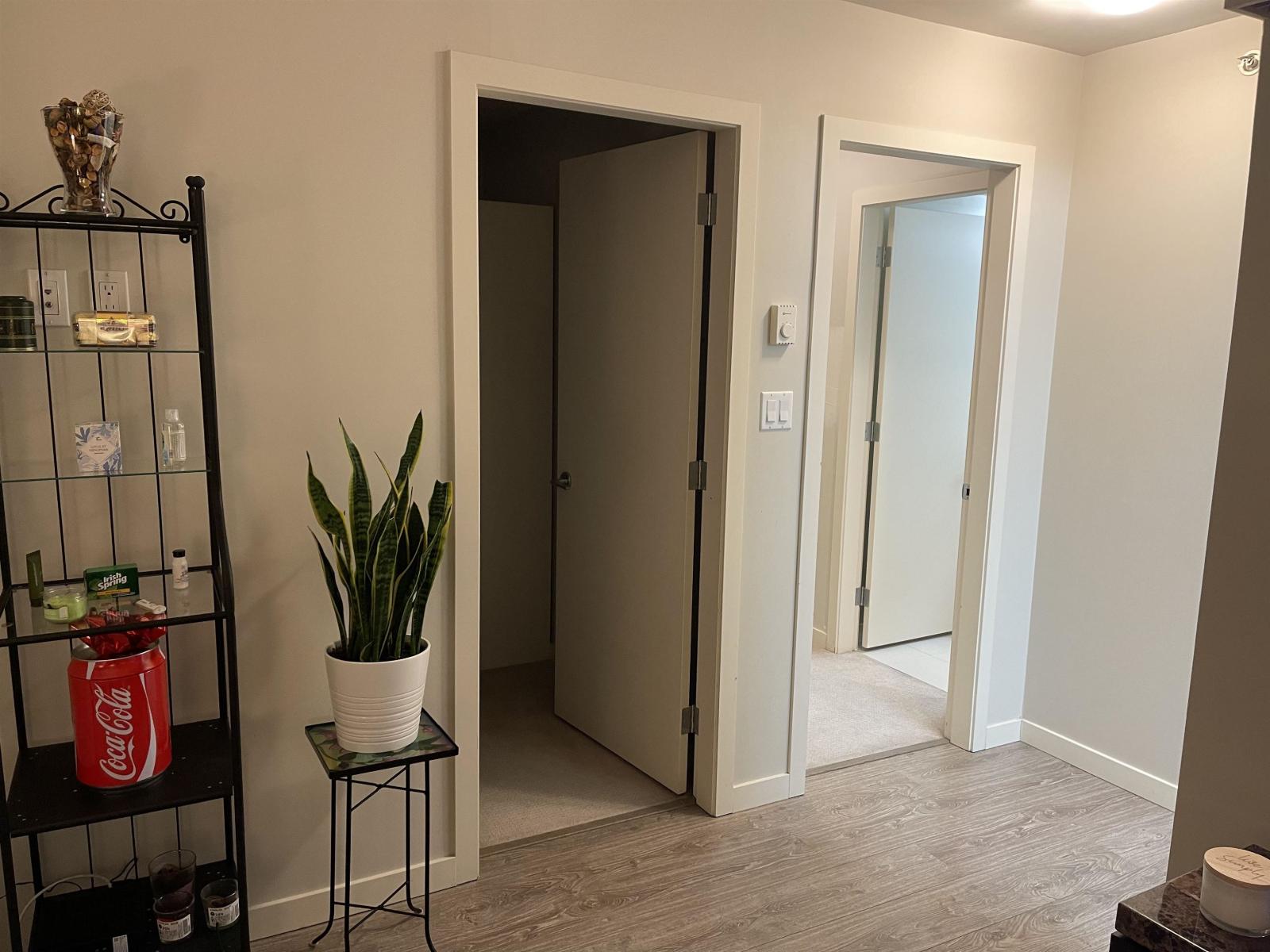 2205 13303 Central Avenue, Surrey, British Columbia  V3T 0K6 - Photo 10 - R3073855