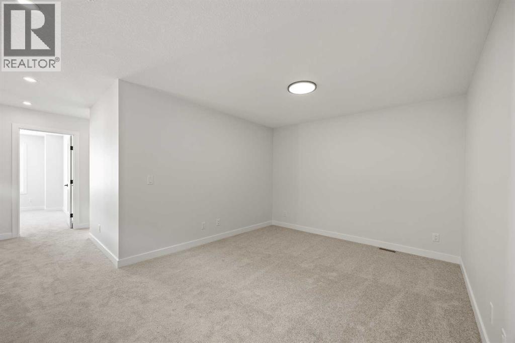 155 Greenwich Drive NW, Calgary, Alberta  T3B 6N9 - Photo 16 - A2287709