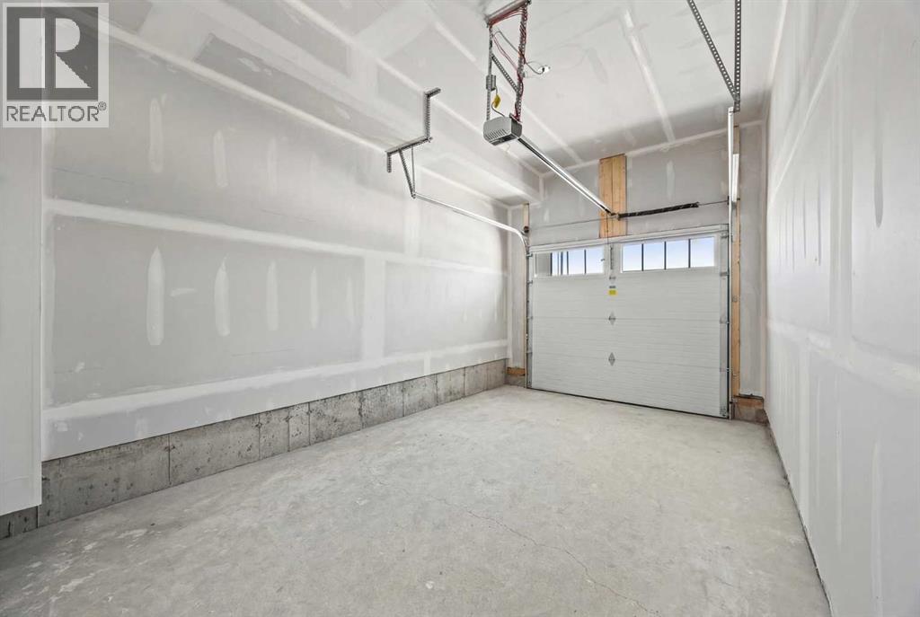 155 Greenwich Drive NW, Calgary, Alberta  T3B 6N9 - Photo 33 - A2287709