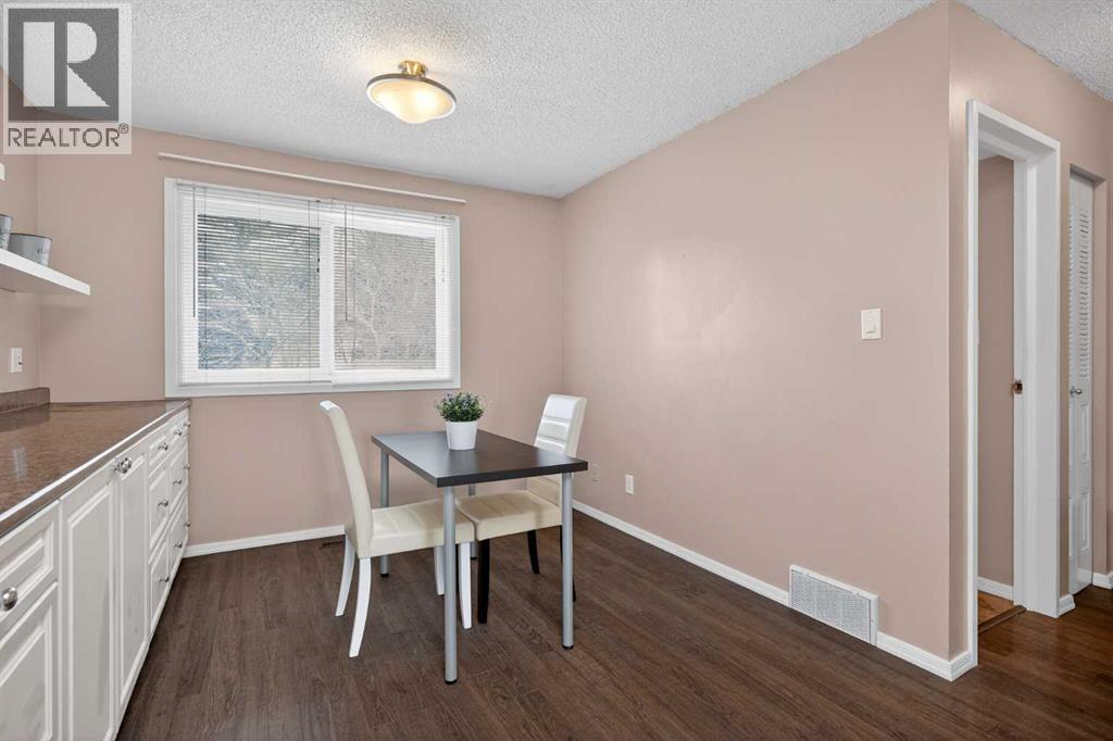 10304 Braeside Drive Sw, Calgary, Alberta  T2W 1B4 - Photo 15 - A2302238