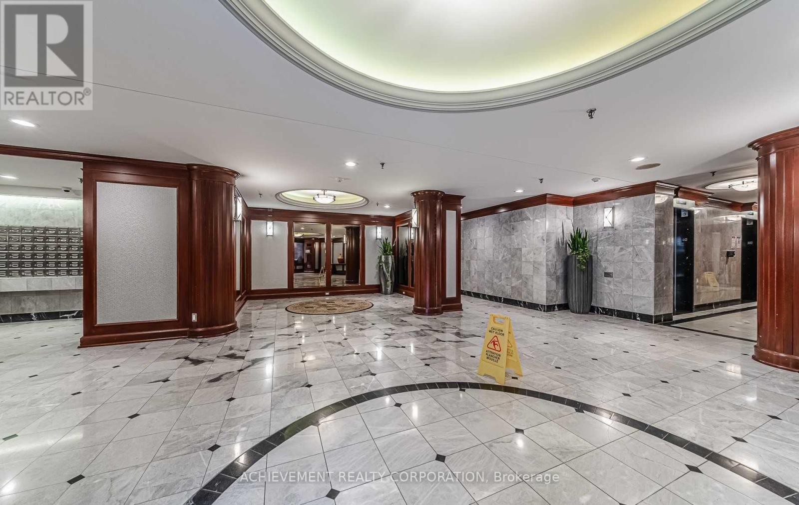 1509 - 1121 Steeles Avenue W, Toronto, Ontario  M2R 3W7 - Photo 2 - C13017024