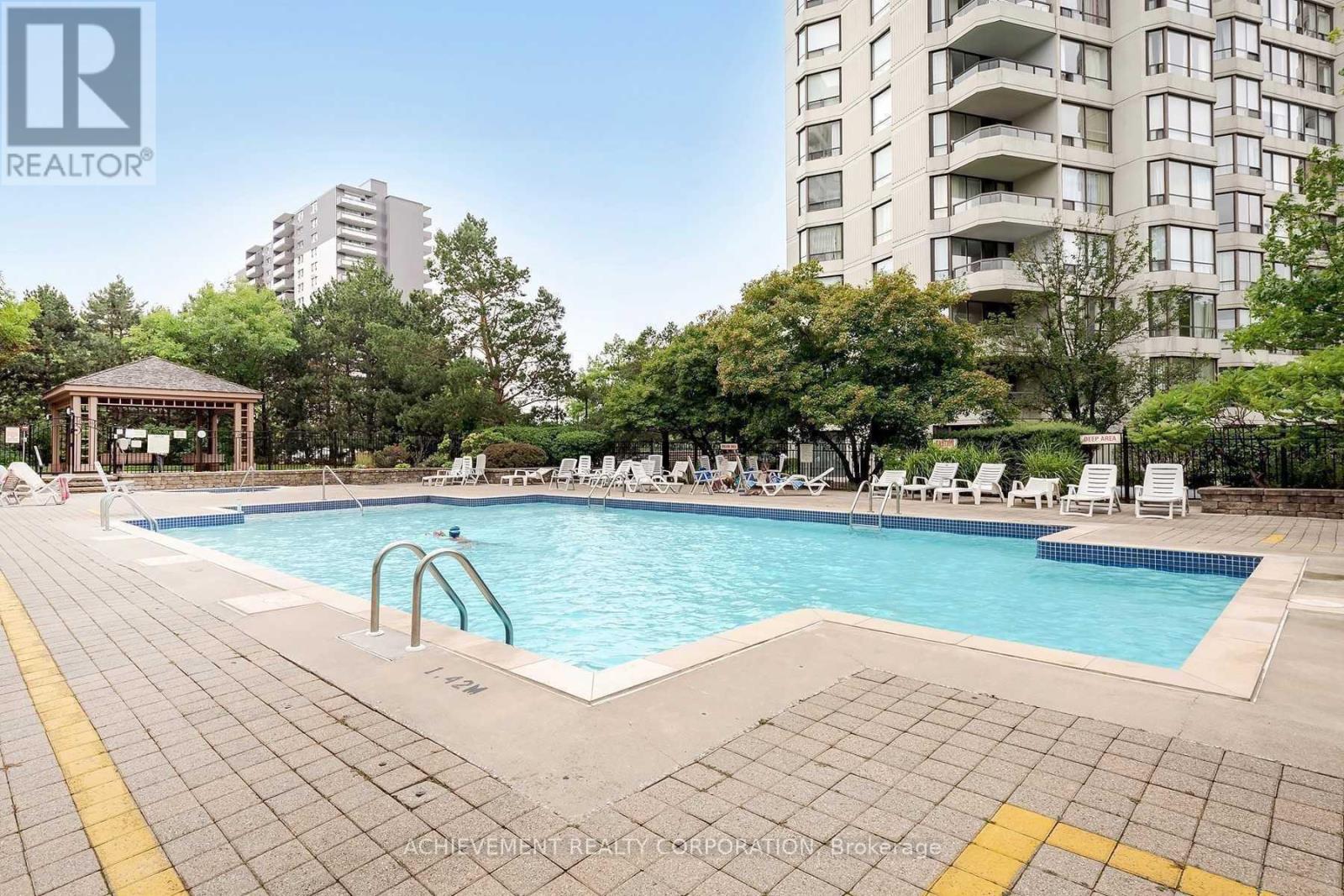 1509 - 1121 Steeles Avenue W, Toronto, Ontario  M2R 3W7 - Photo 3 - C13017024