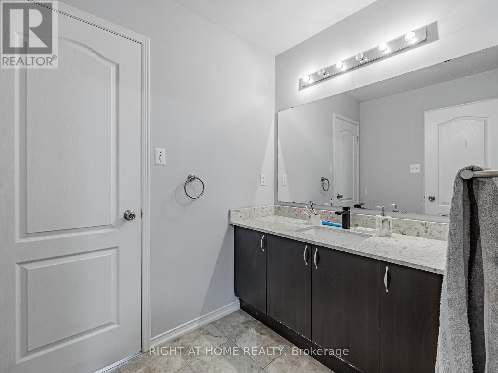 1904 Arborwood Drive, Oshawa, Ontario  L1K 0R3 - Photo 19 - E13017014