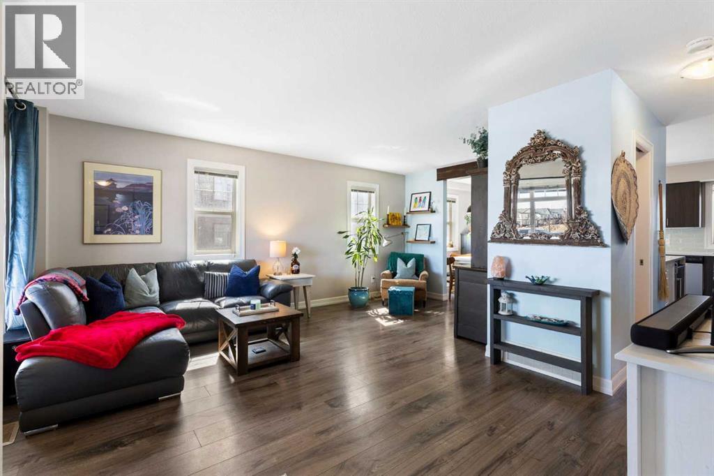 125 Copperpond Common Se, Calgary, Alberta  T2Z 5B6 - Photo 3 - A2302083