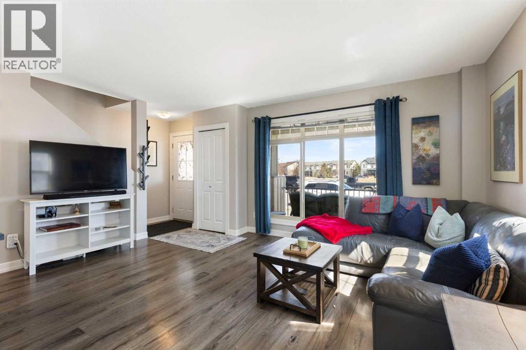 125 Copperpond Common Se, Calgary, Alberta  T2Z 5B6 - Photo 7 - A2302083