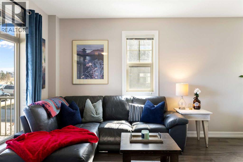 125 Copperpond Common Se, Calgary, Alberta  T2Z 5B6 - Photo 5 - A2302083