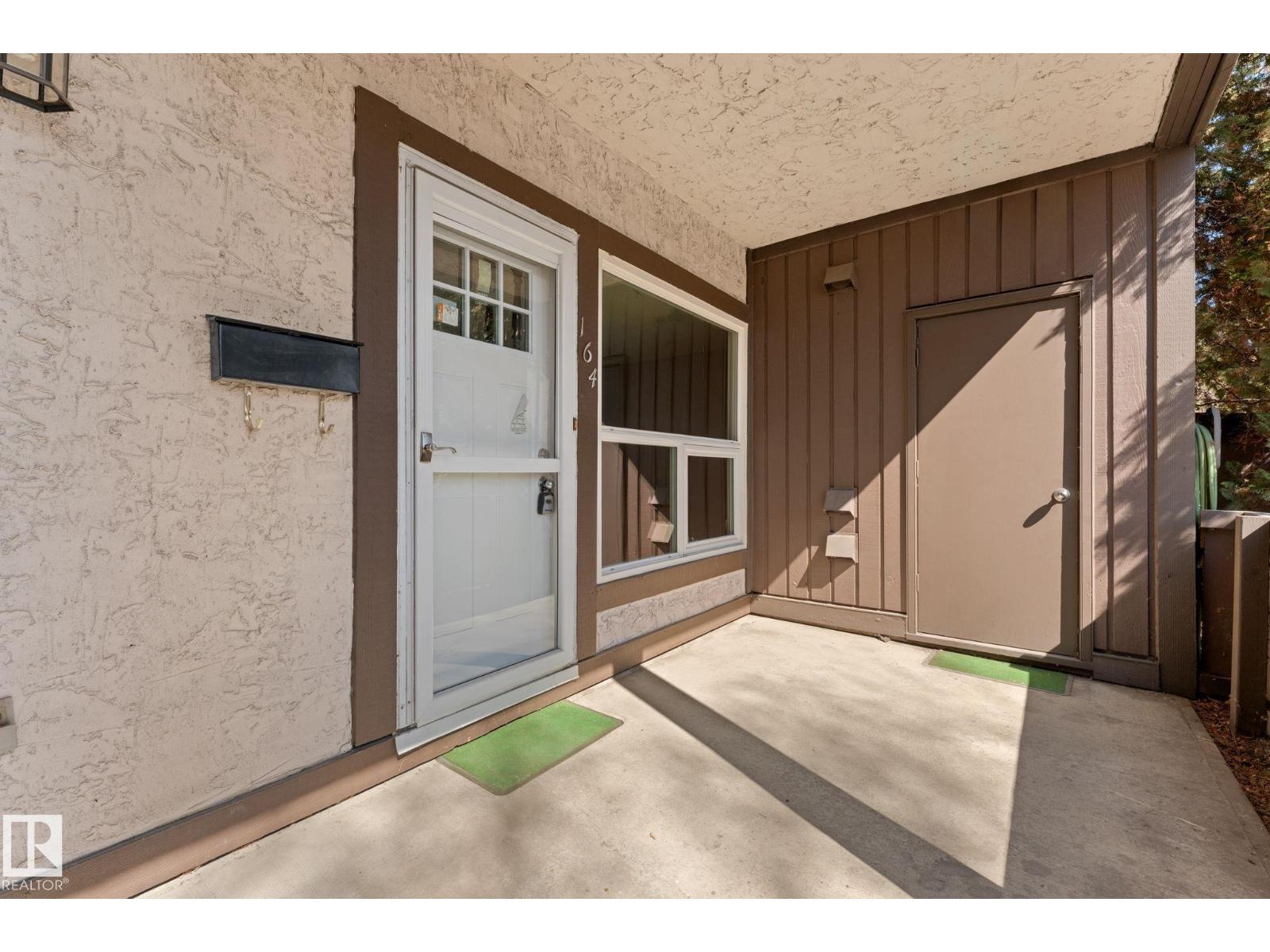 164 Surrey Gardens Gd Nw, Edmonton, Alberta  T5T 1Z3 - Photo 6 - E4483104