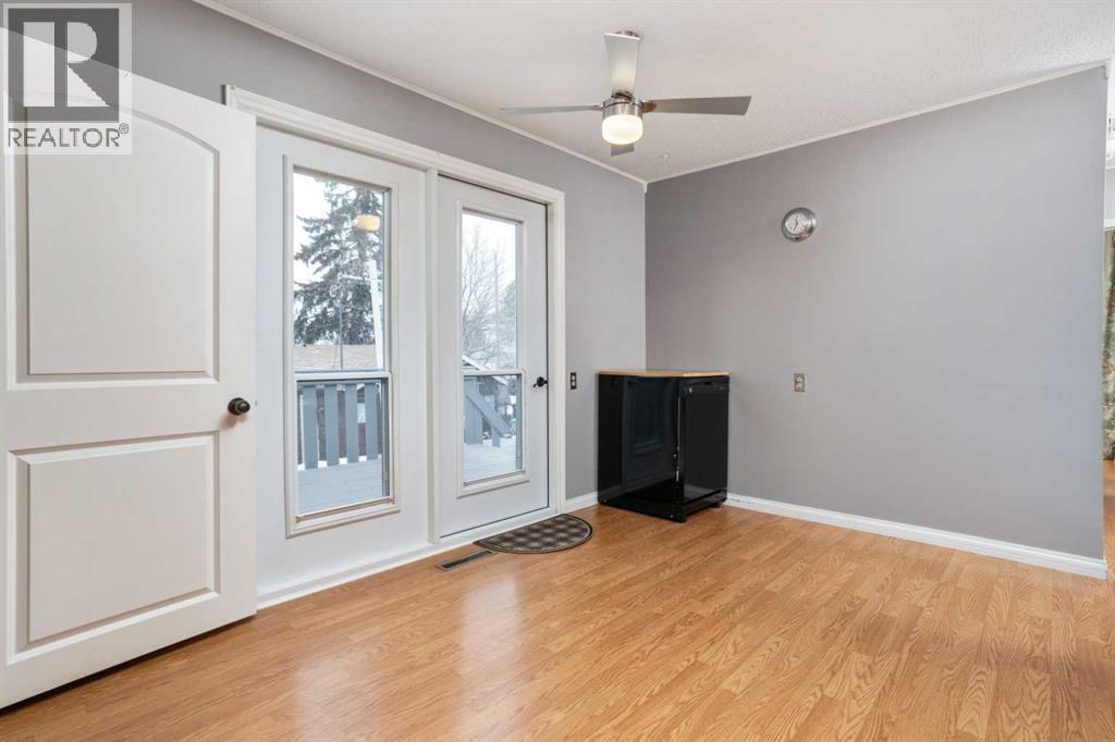 5218 53a Avenue, Camrose, Alberta  T4V 0Y8 - Photo 6 - A2280976