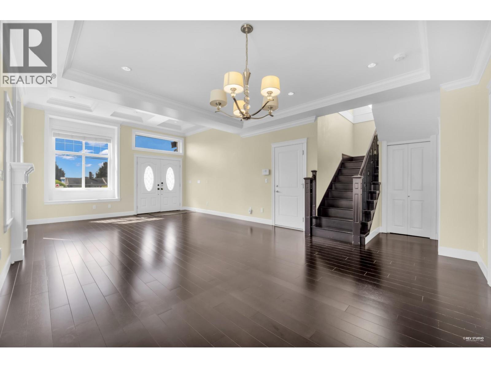 5871 Rumble Street, Burnaby, British Columbia  V5J 2C3 - Photo 10 - R3111581