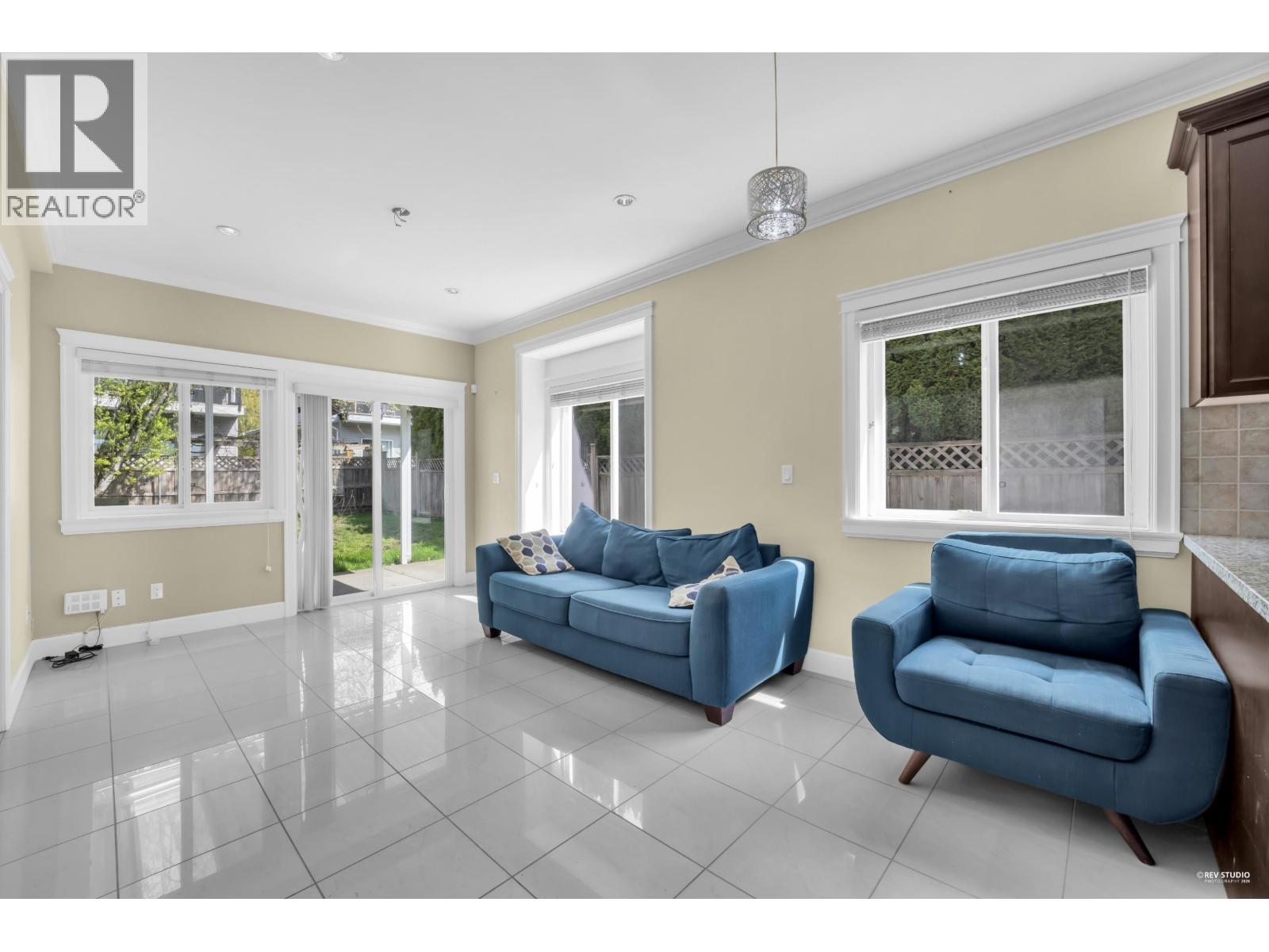 5871 Rumble Street, Burnaby, British Columbia  V5J 2C3 - Photo 15 - R3111581