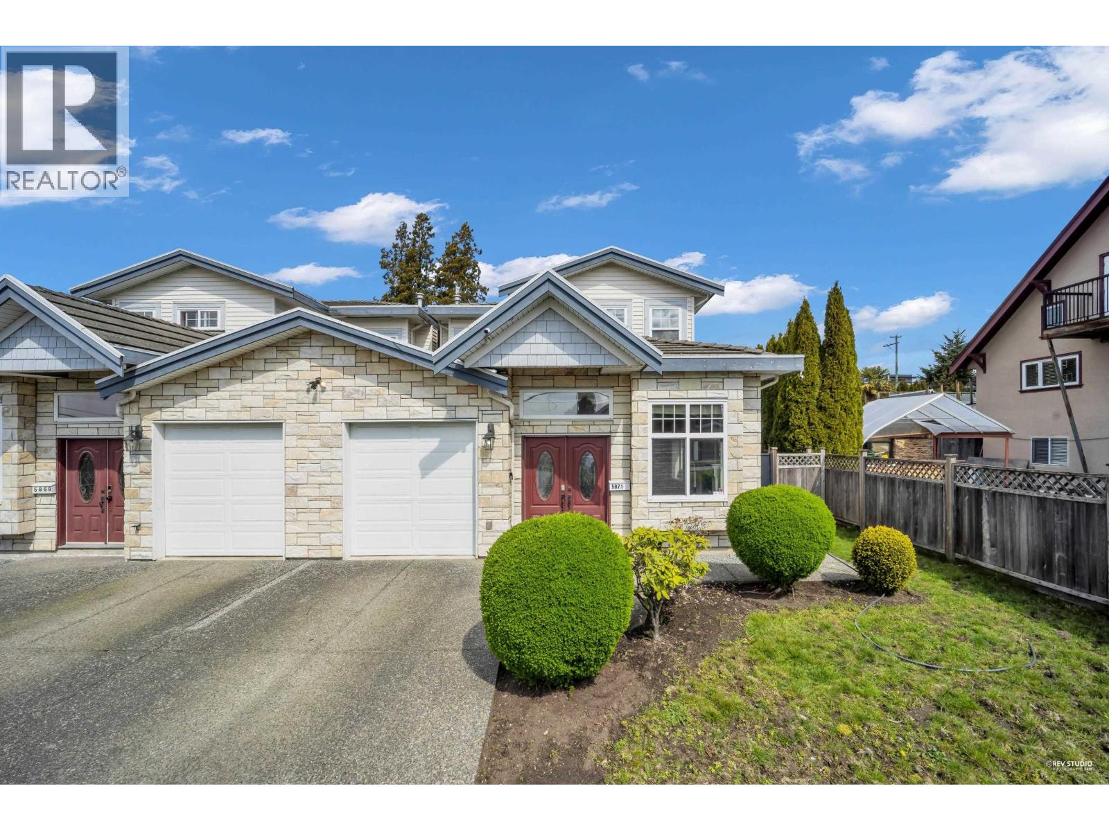 5871 RUMBLE STREET, Burnaby, British Columbia