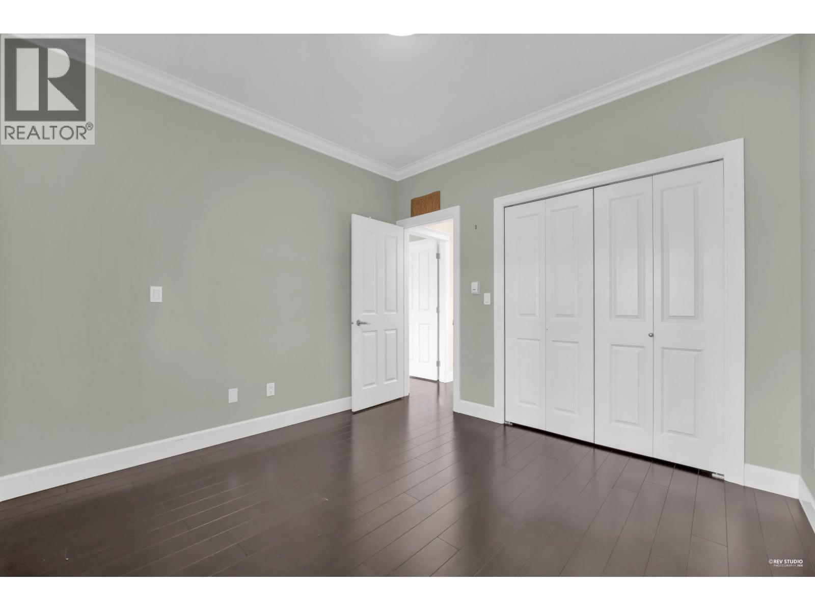 5871 Rumble Street, Burnaby, British Columbia  V5J 2C3 - Photo 34 - R3111581