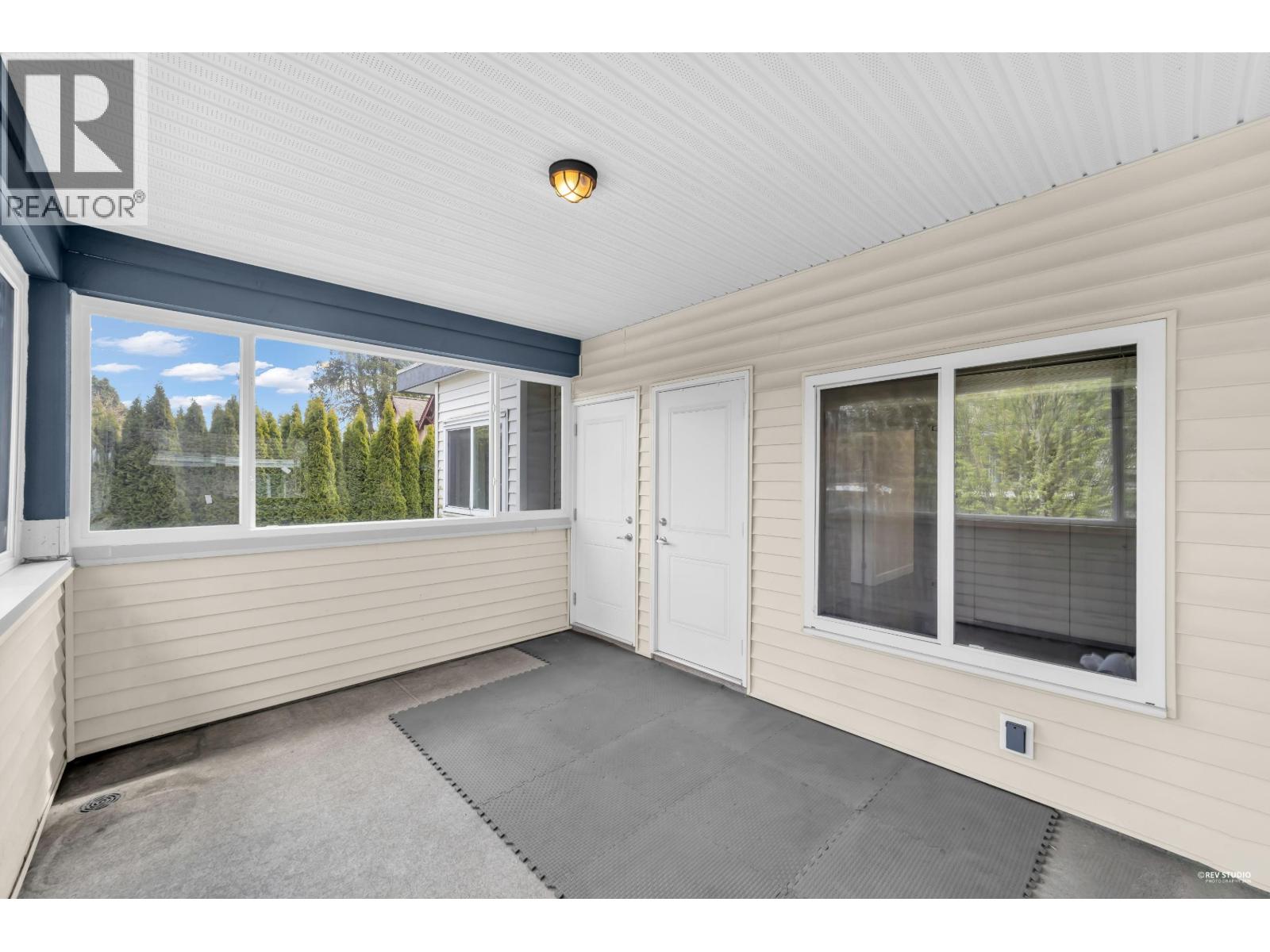 5871 Rumble Street, Burnaby, British Columbia  V5J 2C3 - Photo 36 - R3111581