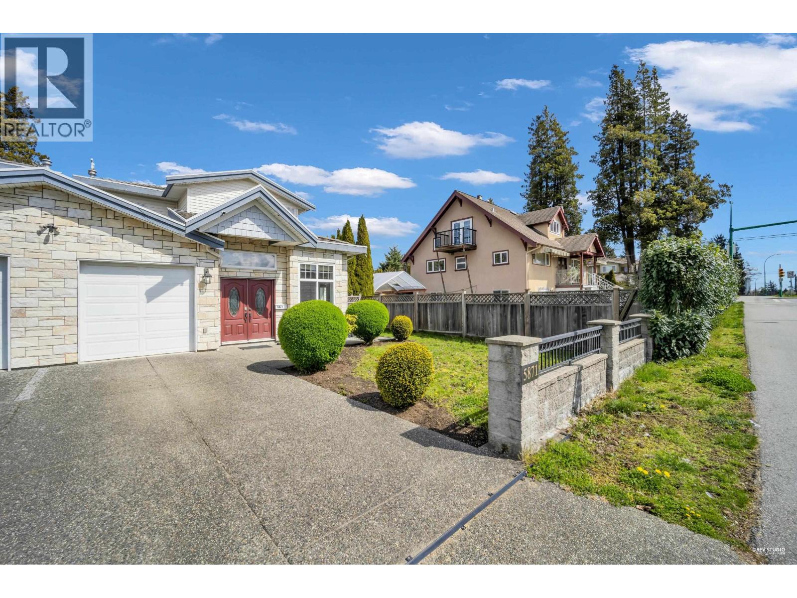 5871 Rumble Street, Burnaby, British Columbia  V5J 2C3 - Photo 38 - R3111581