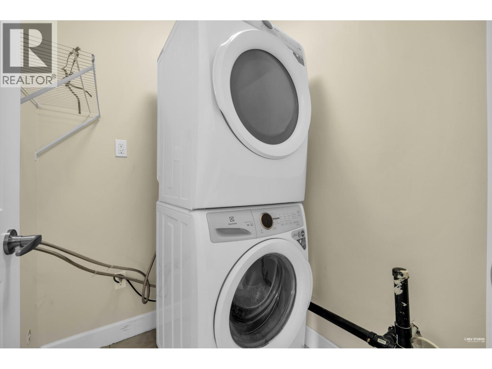 5871 Rumble Street, Burnaby, British Columbia  V5J 2C3 - Photo 21 - R3111581