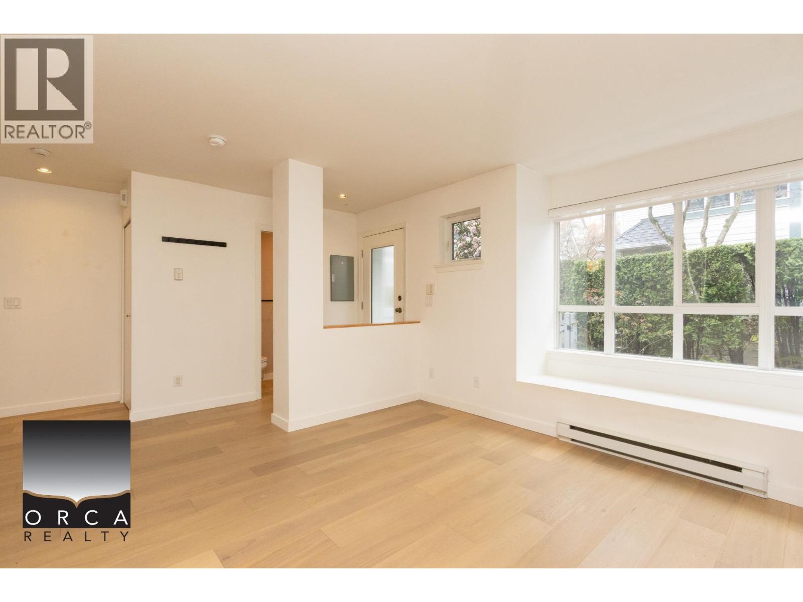 7426 Hawthorne Terrace, Burnaby, British Columbia  V5E 4K6 - Photo 8 - R3106973