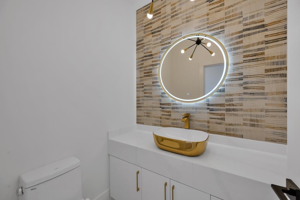 34056 Best Avenue, Mission, British Columbia  V2V 0H9 - Photo 8 - R3111297