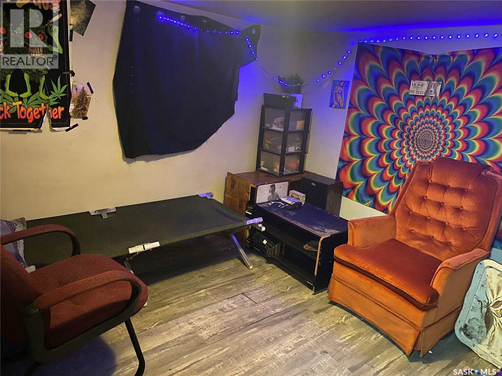 201 U Avenue S, Saskatoon, Saskatchewan  S7M 3C1 - Photo 5 - SK033337