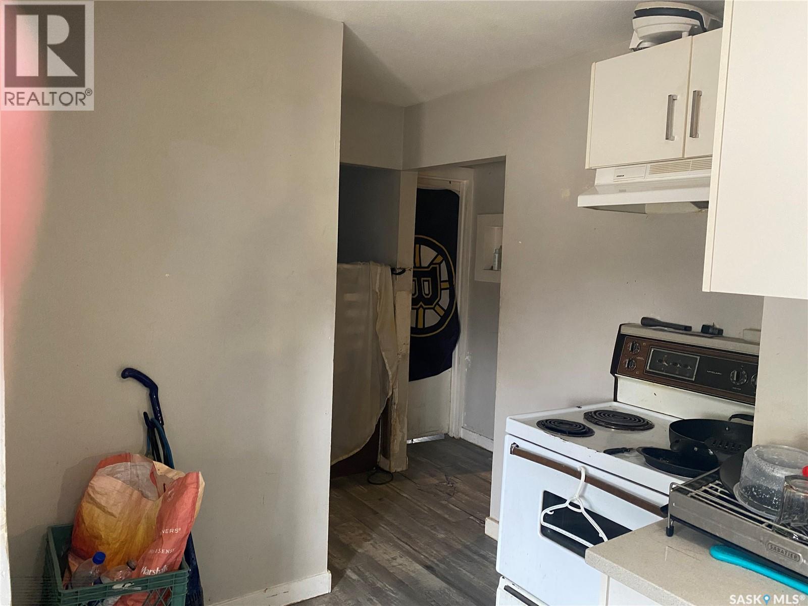 201 U Avenue S, Saskatoon, Saskatchewan  S7M 3C1 - Photo 8 - SK033337