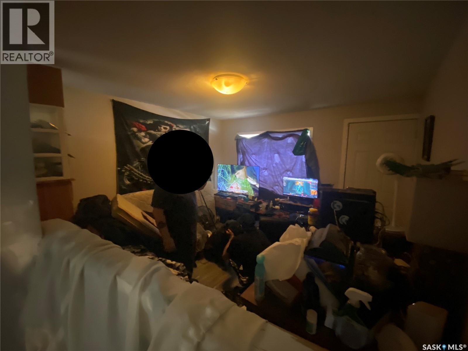 201 U Avenue S, Saskatoon, Saskatchewan  S7M 3C1 - Photo 9 - SK033337