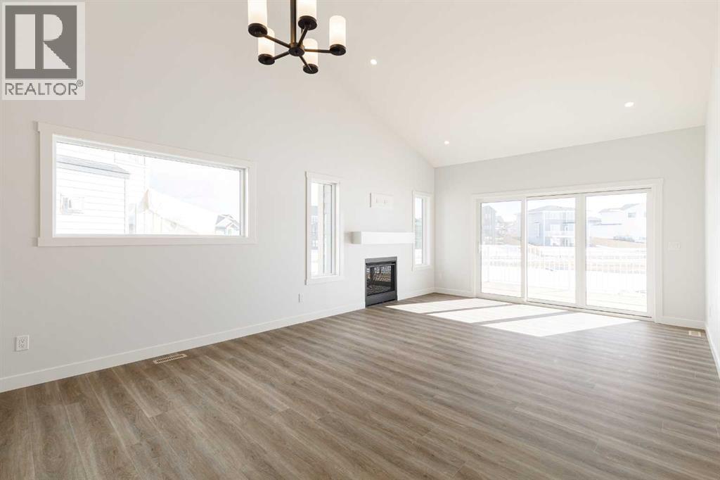 125 Monarch Bend NW, Rural Rocky View County, Alberta  T3Z 0K4 - Photo 10 - A2302248