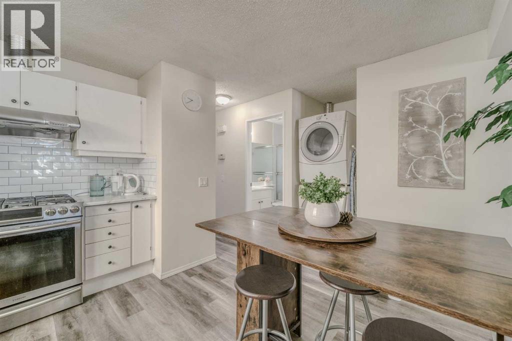 112 Edgedale Way, Calgary, Alberta  T3A 2P9 - Photo 8 - A2302797