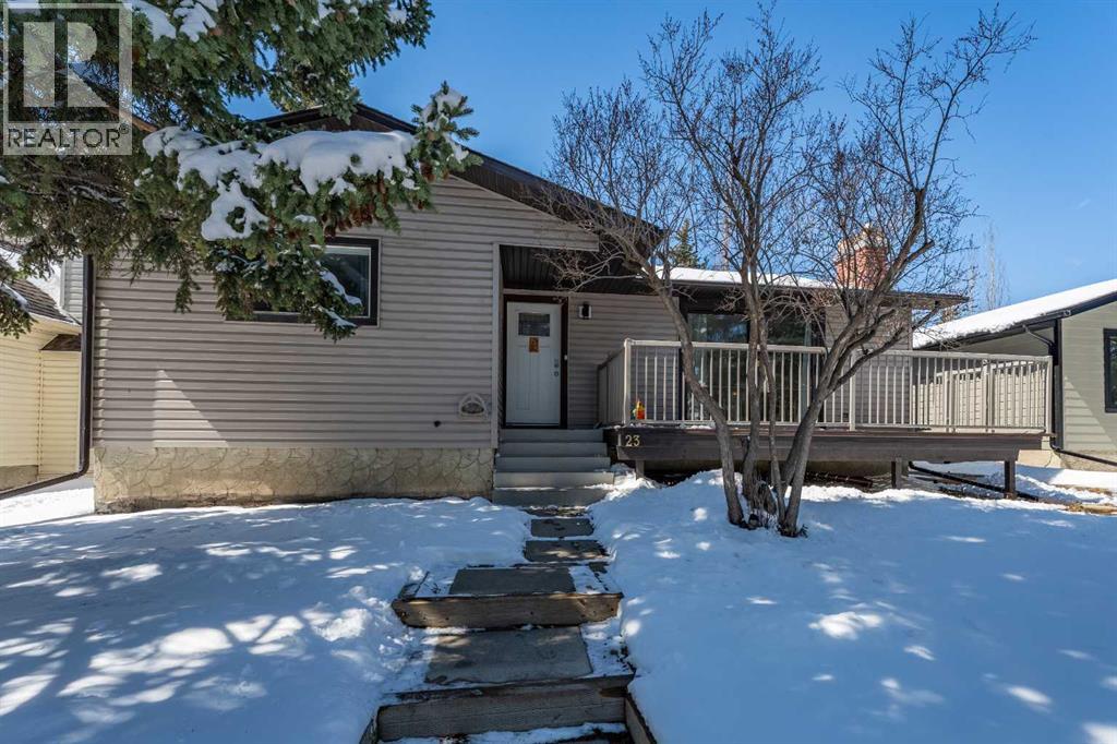 23 Mountain Place, Okotoks, Alberta