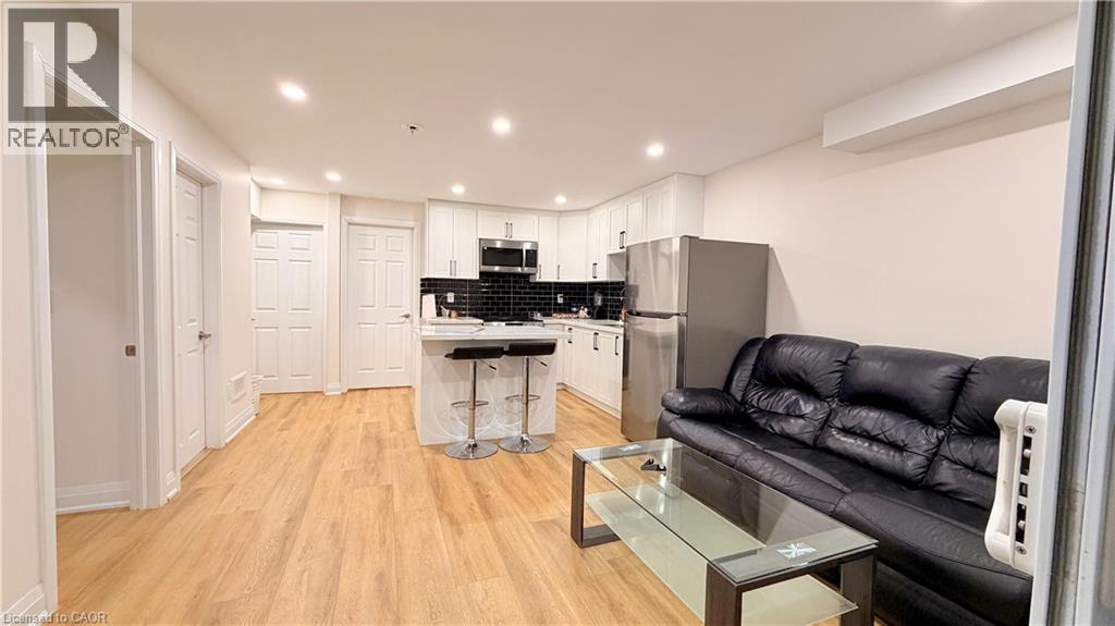 27 Marianne Dorn Trail, Kitchener, Ontario  N2R 0H4 - Photo 4 - 40822162