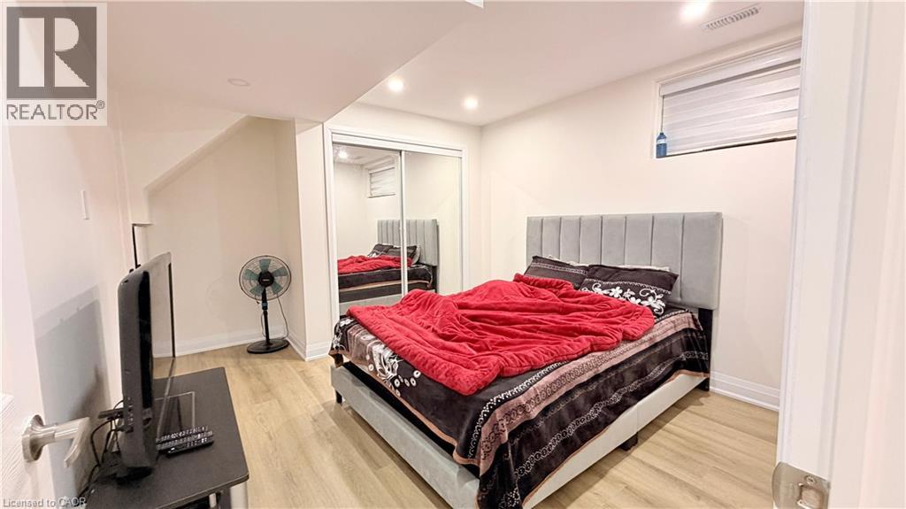 27 Marianne Dorn Trail, Kitchener, Ontario  N2R 0H4 - Photo 5 - 40822162