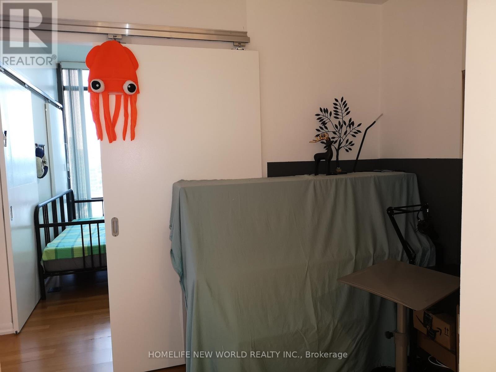 2103 - 38 Grenville Street, Toronto, Ontario  M4Y 1A5 - Photo 14 - C13017036