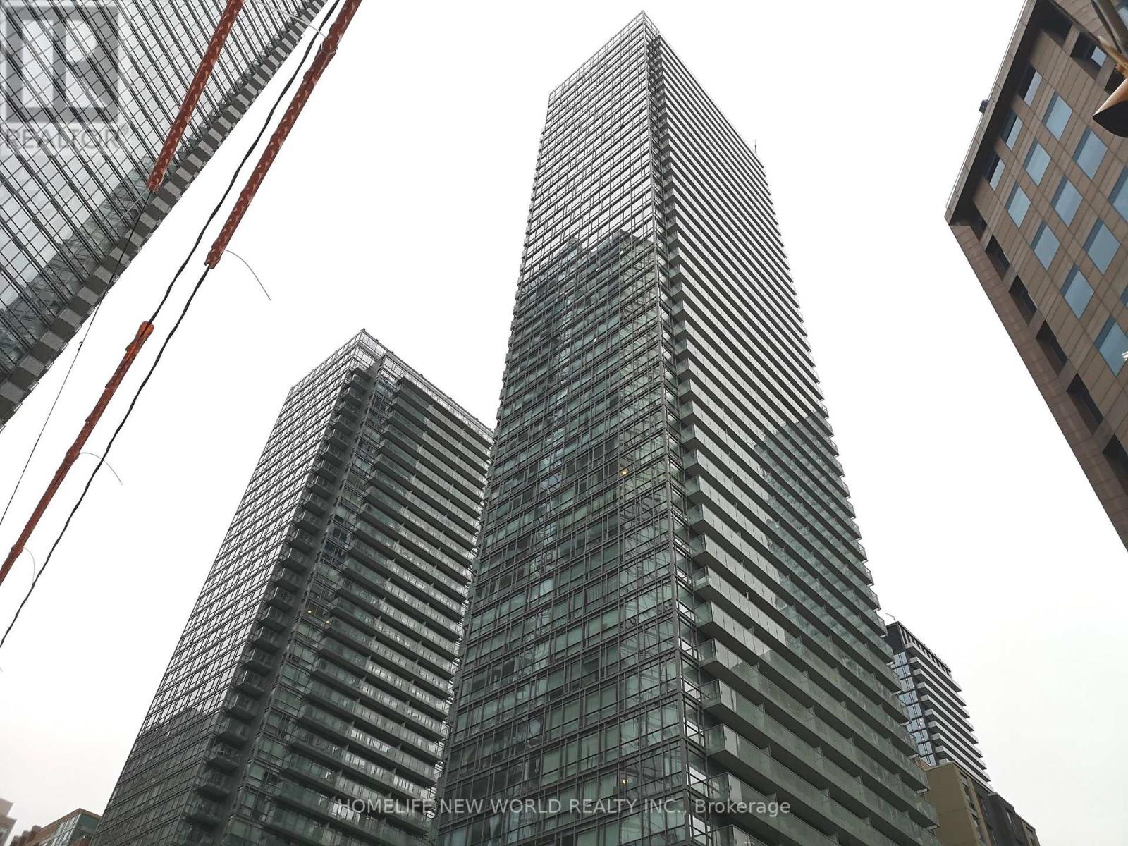 2103 - 38 Grenville Street, Toronto, Ontario  M4Y 1A5 - Photo 2 - C13017036